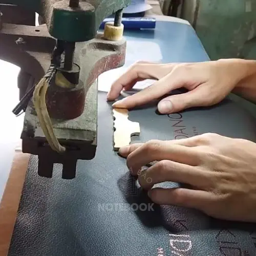 Kỹ thuật ép kim trên da